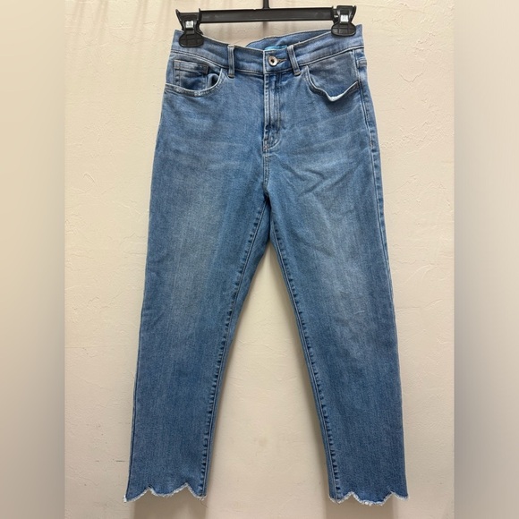 J.McLaughlin Scalloped Raw Hem Jeans - Picture 1 of 5